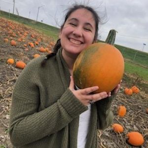 Meet your Posher, Makenna